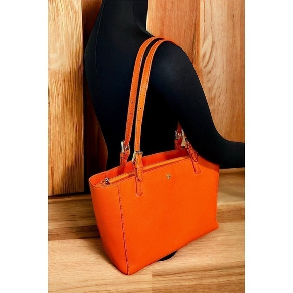 Tory Burch York Small Buckle Tote Bag - Picture 8 of 9